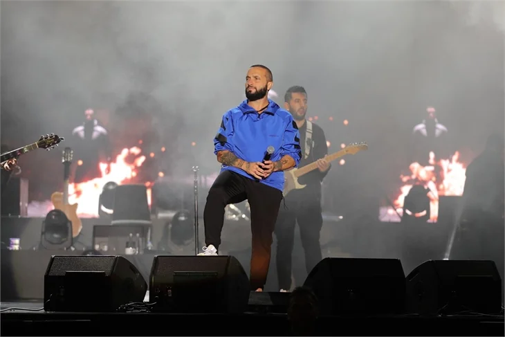 Berkay'dan 'Ele İnat' şarkılar...