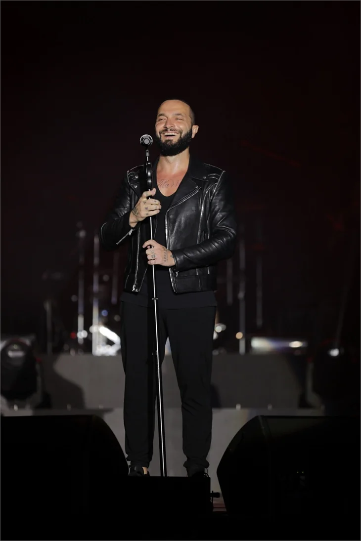 Berkay'dan 'Ele İnat' şarkılar...
