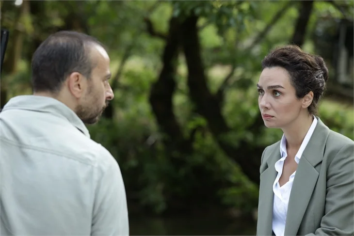 'Son Yaz'a katılan Birce Akalay'dan ilk set kareleri geldi!