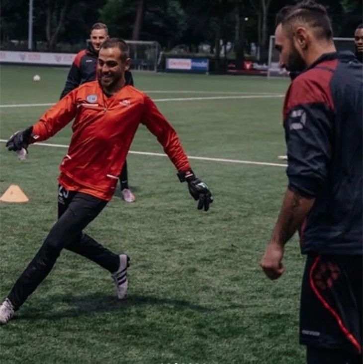 Erkan Kolçak Köstendil, Hollanda'ya transfer oldu