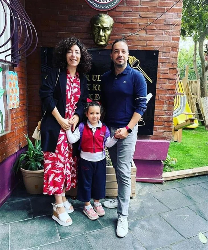 Ünlü isimler okul heyecanlarını paylaştı!