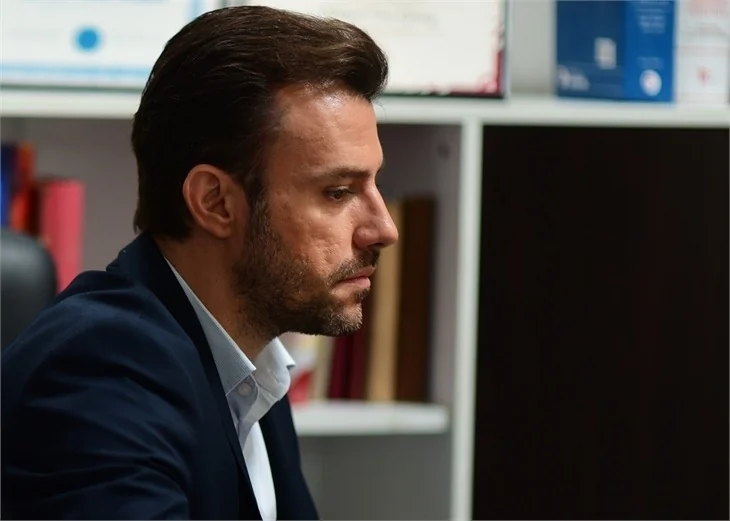 "Yalancı"da sosyal medya ifşası!