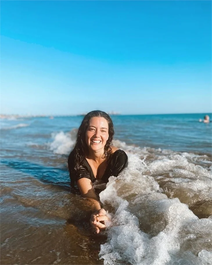 Pelin Akil yaza böyle veda etti!