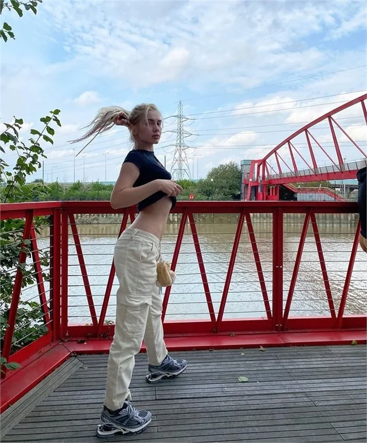 Aleyna Tilki'den Londra pozları...