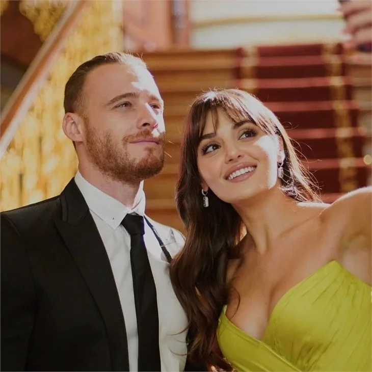 Kerem Bürsin'den itiraf: Hande'yle aramızdaki ilk kıvılcım...