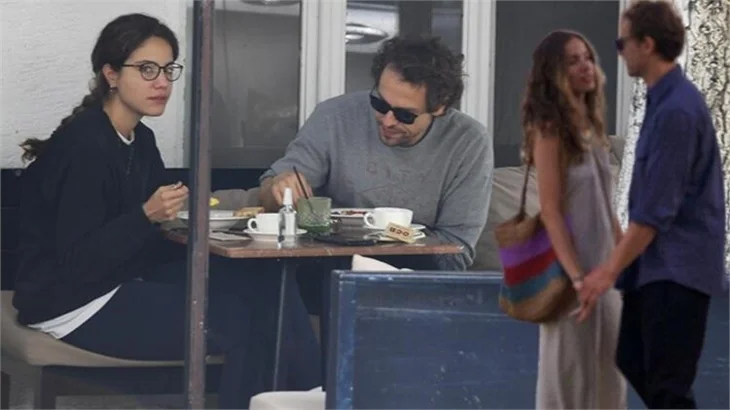 Metin Akdülger ve Cansu Akın ilk kez görüntülendi