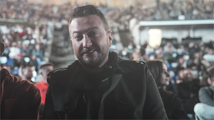 İrem Derici, Harbiye'yi salladı!