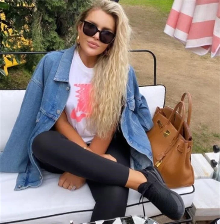 Selin Ciğerci sarı saçlarına veda etti! İşte son hali...