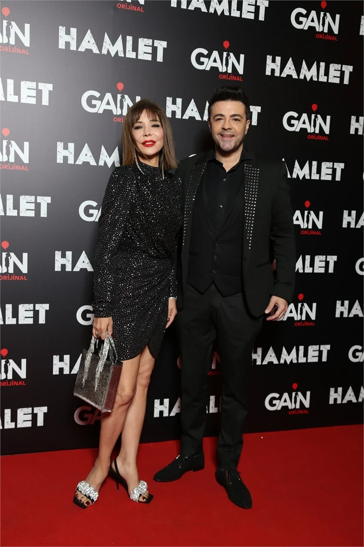 “Hamlet”in galasına yıldız yağdı!