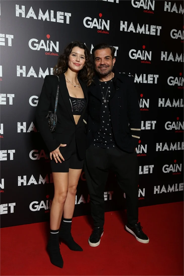 “Hamlet”in galasına yıldız yağdı!