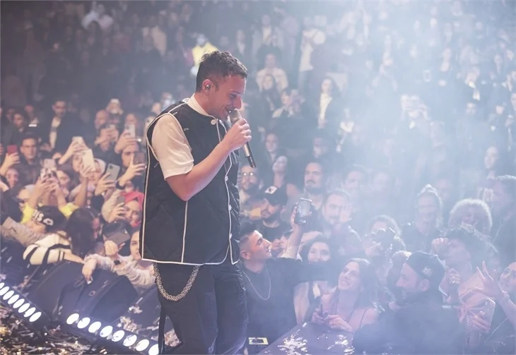 Edis, Türkiye turnesine  İstanbul’da muhteşem bir konserle başladı!