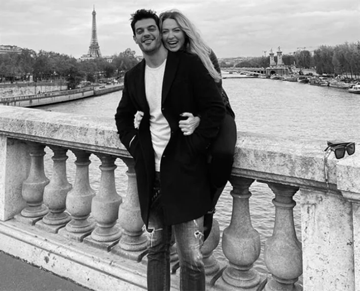 Hadise ile Mehmet Dinçerler, Paris'te aşka geldi