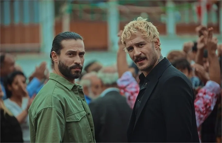"Üç Kuruş" seyirciyi ekran başına kilitledi!
