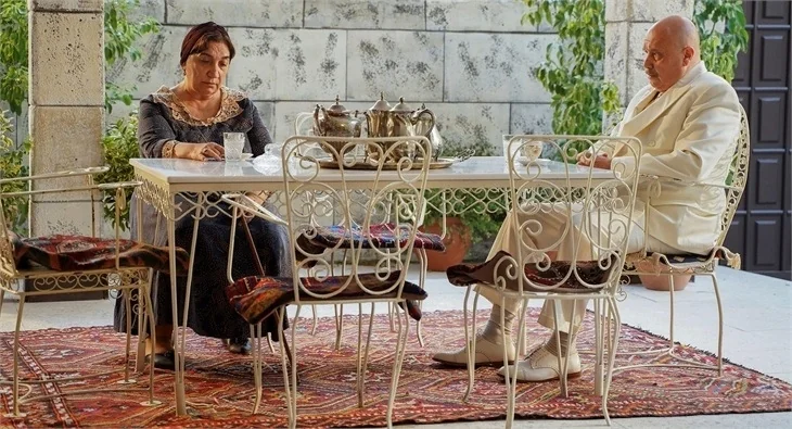 "Aziz" setinden dikkat çeken prodüksiyon notları!