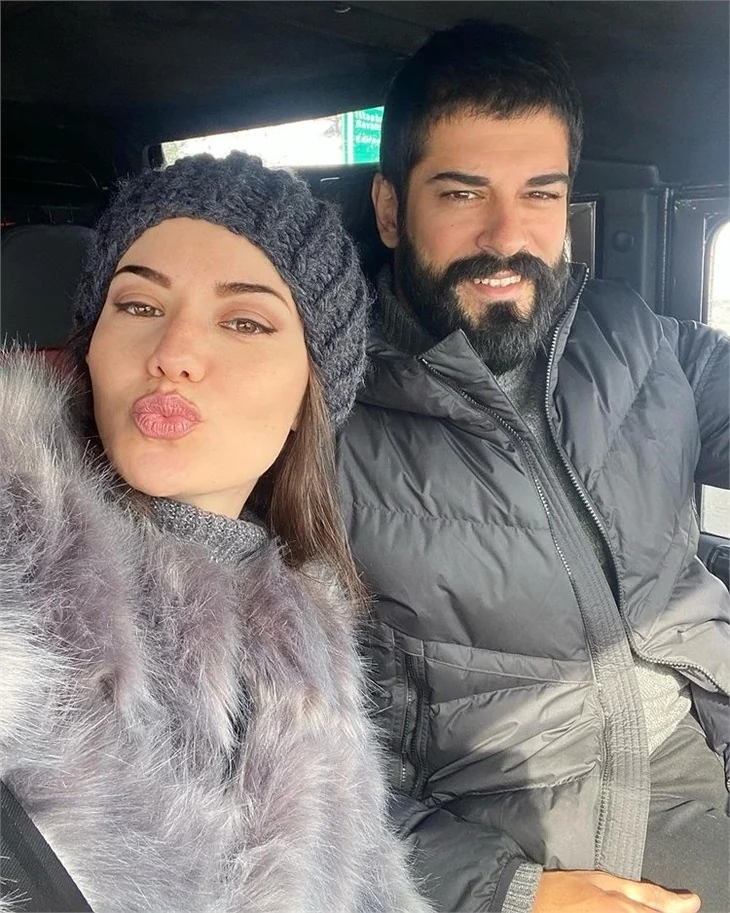 Fahriye Evcen boşanma iddialarına yanıt verdi!