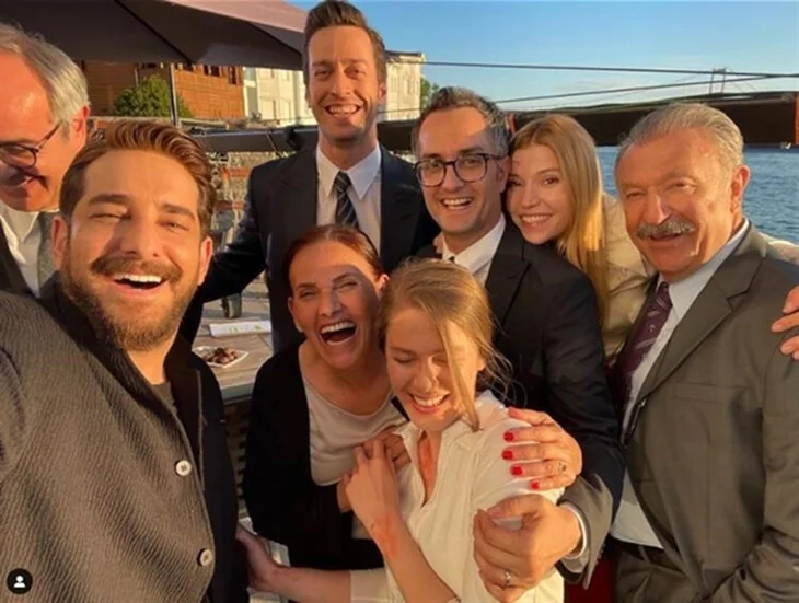 Burcu Biricik'ten 'Camdaki Kız'dan ayrılacağı iddialarına yanıt geldi!