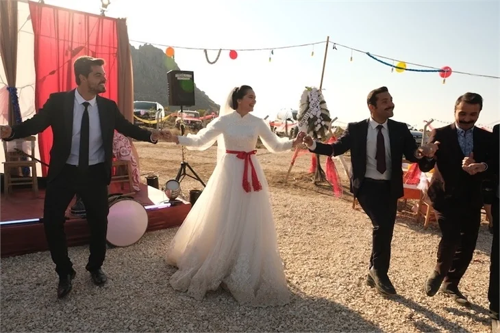 'Gönül Dağı'nda muhteşem düğün!