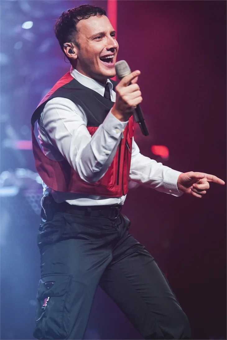 Edis’ten 4 günde 1500 kilometrelik konser maratonu