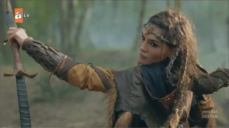 Ebru Şahin, Destan'la zirvede başladı!