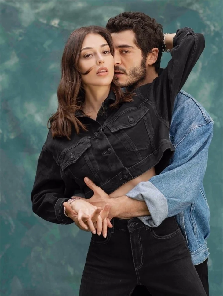 Dilan Çiçek Deniz ve Burak Deniz yeniden aynı projede!