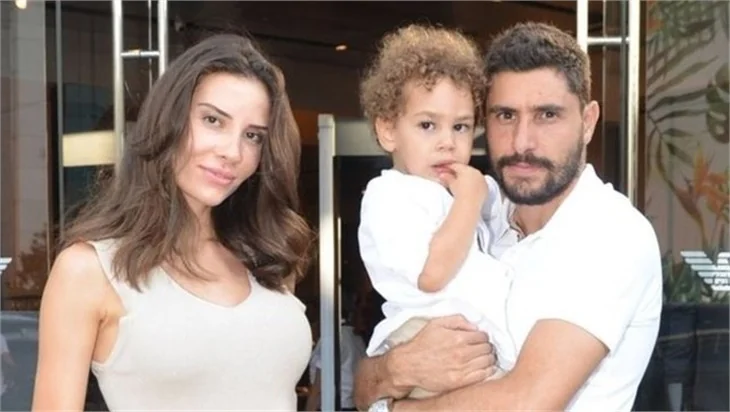 6 yıllık eşi Mihriban Dinçer ile boşanma aşamasında olan Özer Hurmacı: Servetim feda olsun!