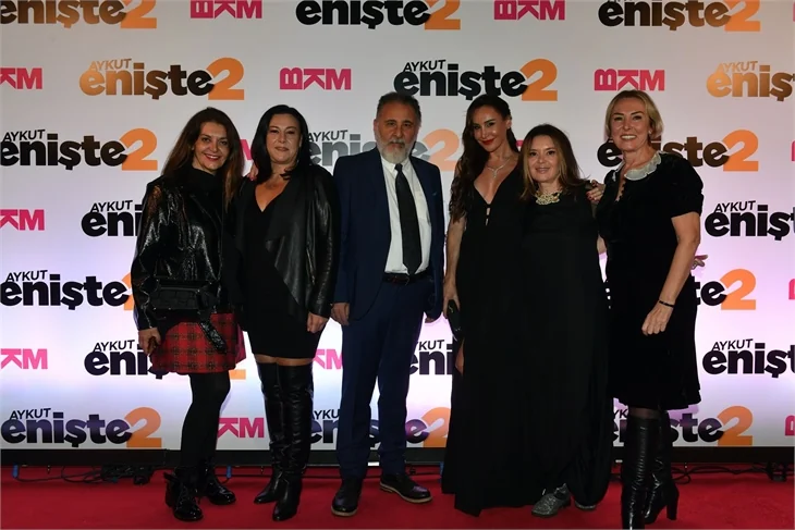 'Aykut Enişte 2'nin galası yapıldı!