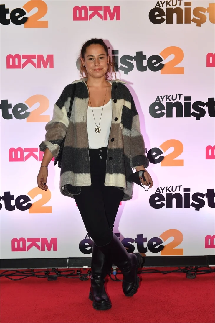 'Aykut Enişte 2'nin galası yapıldı!