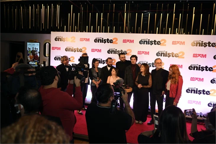 'Aykut Enişte 2'nin galası yapıldı!