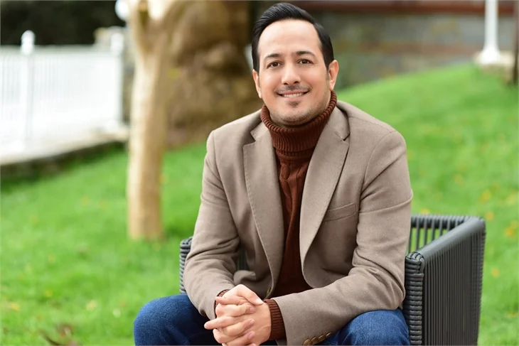 Sarp Apak: "Çocuk gibi heyecanlanıyorum"