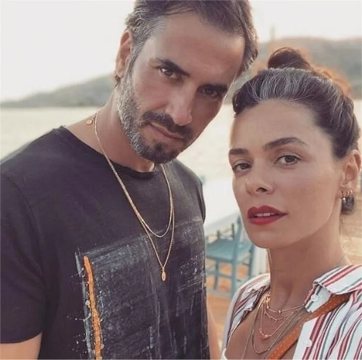 Özge Özpirinçci anne oldu!
