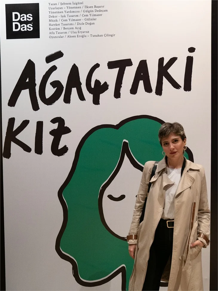 ‘Ağaçtaki Kız’ın galasına ünlü akını!