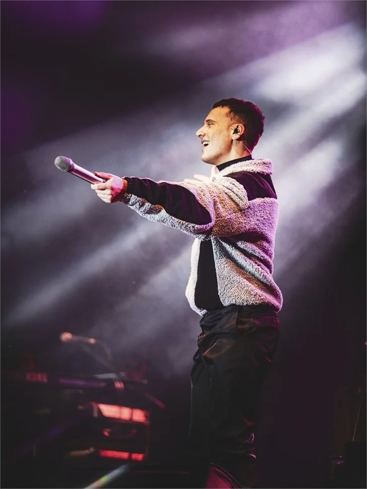 Edis 0 derecede 5 bin kişiye konser verdi!