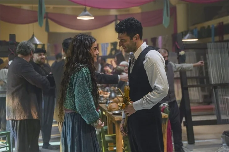 'Aziz' dizisine romantik klip...