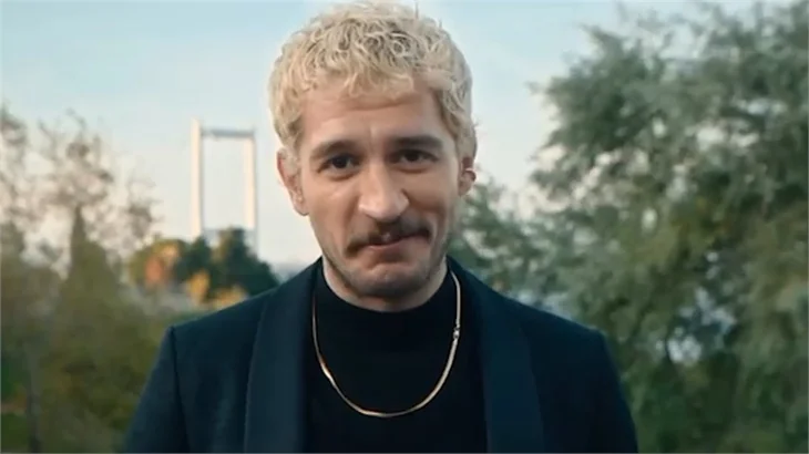 Uraz Kaygılaroğlu koronavirüse yakalandı, Üç Kuruş'un çekimleri durdu!