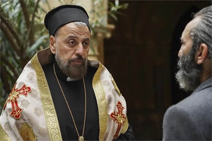 Aziz'e sürpriz konuk oyuncu!