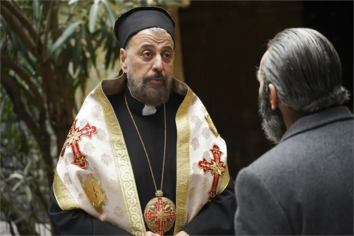 Aziz'e sürpriz konuk oyuncu!