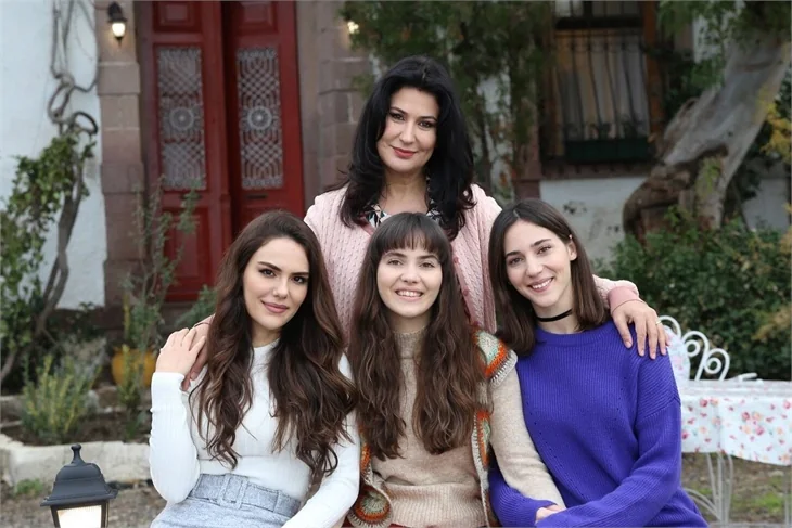 Üç Kız Kardeş'e sürpriz bir isim daha!