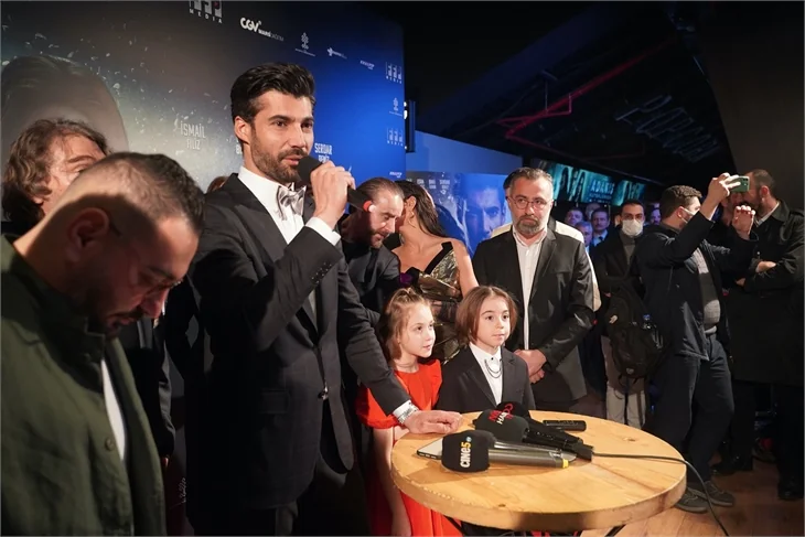 ‘Adanış Kutsal Kavga'nın galası ünlü isimleri buluşturdu!