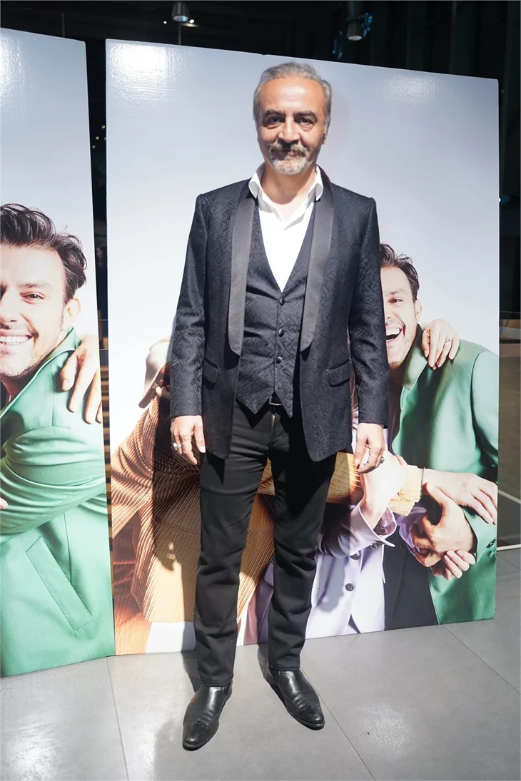"Aydınlıkevler" galasına ünlü akını