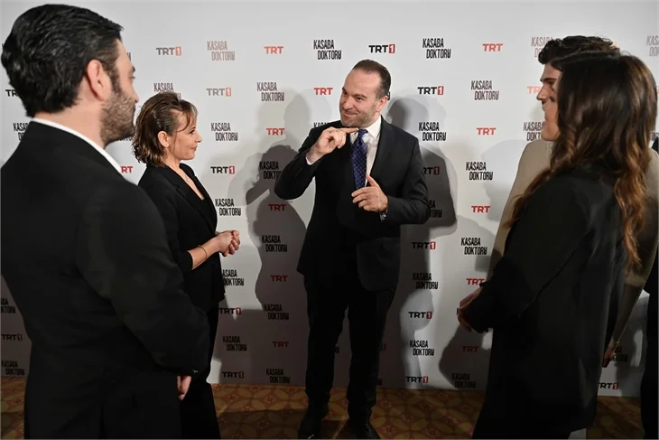 'Kasaba Doktoru'nun galası yapıldı!