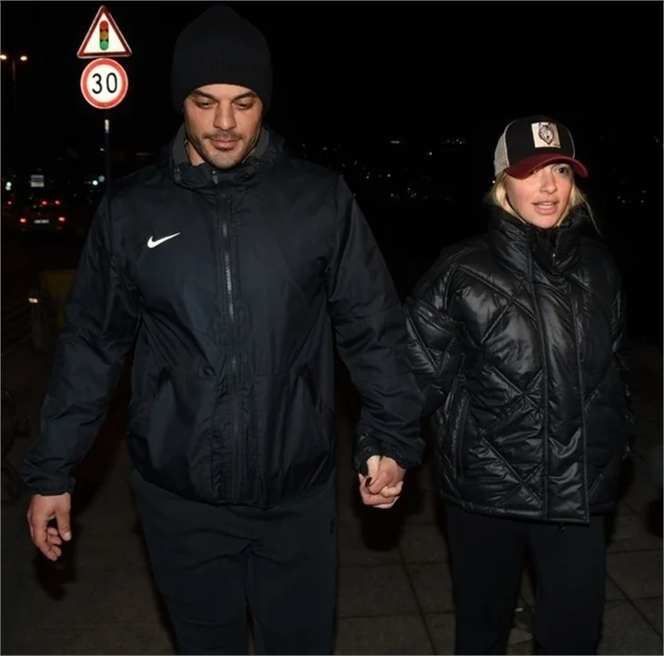 Hadise'ye 'imam nikâhı' sorusu!