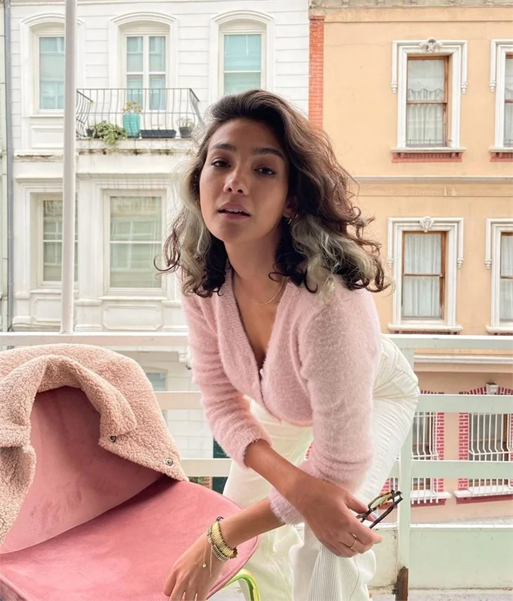 Aybüke Pusat'tan şaşırtan itiraf: Tesadüfen Türkiye üçüncü güzeli oldum