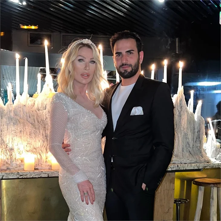 Seda Sayan ile Çağlar Ökten'in yoluna gül döktüler!