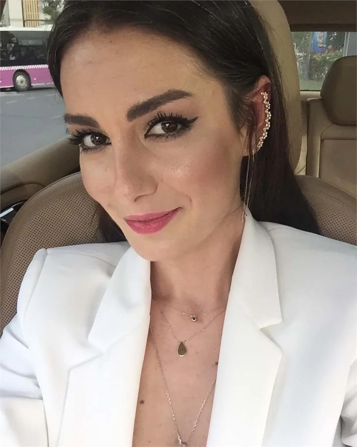 Özlem Yılmaz oyunculuğu bıraktı