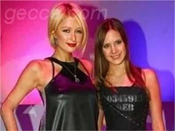 RUSYA´NIN ´PARIS HILTON´LARI