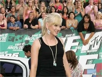 Anna Faris