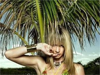 Cameron Richardson