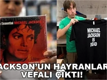 HAYRANLARI VEFALI ÇIKTI!