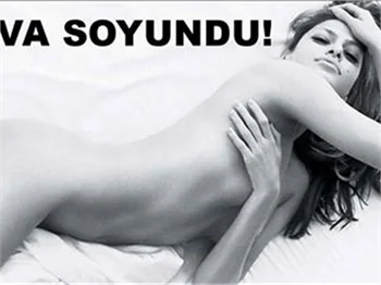 SEKSİ EVA SOYUNDU, ORTAM GÜZEL GÖRDÜ!
