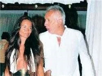 ÖZÜR DİLEDİ!